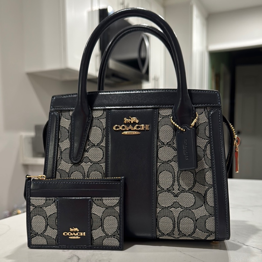 NWT - Coach - Andrea Carryall & Matching Cardholder